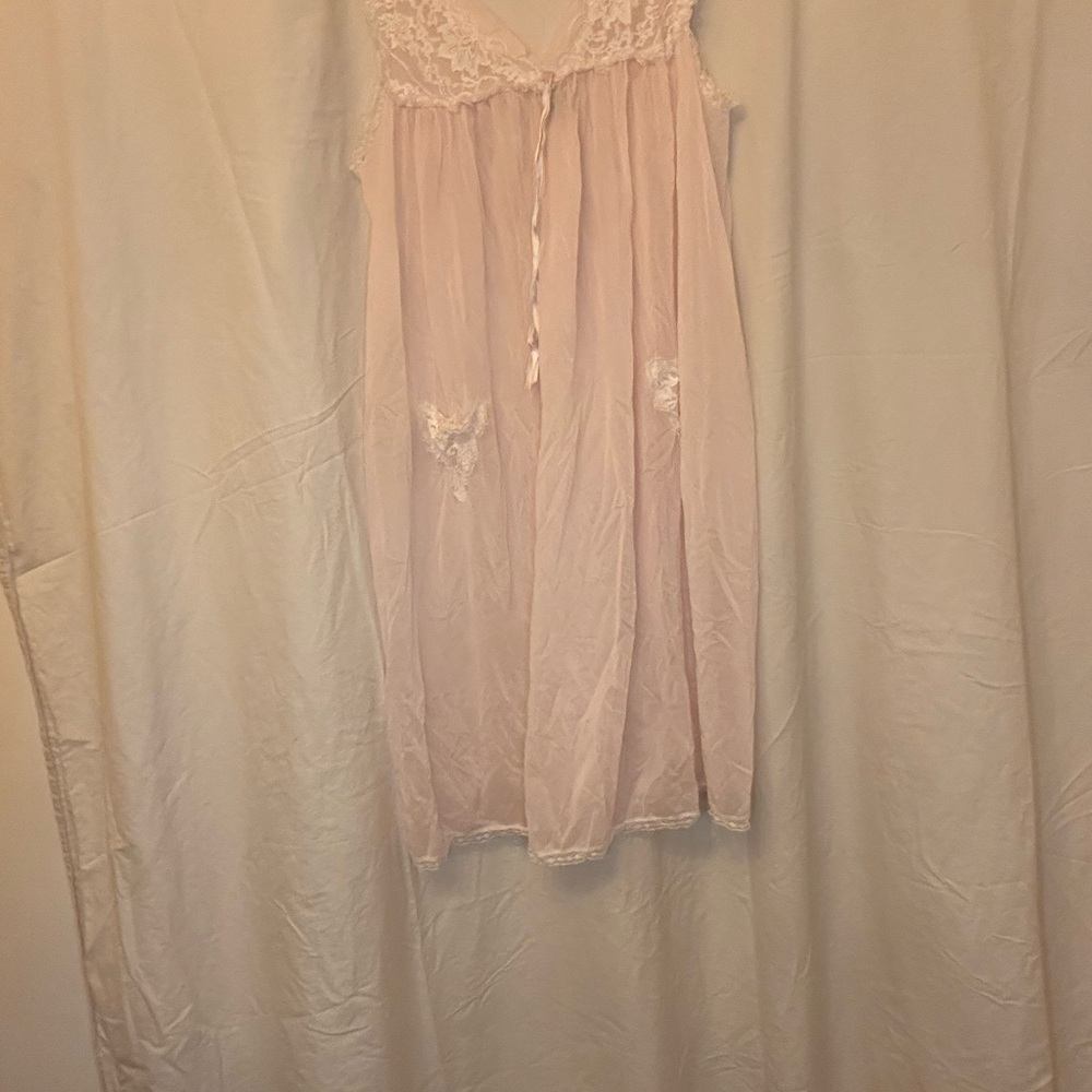 Vanity Fair Pink Lace Nightgown - Picture 2 of 4